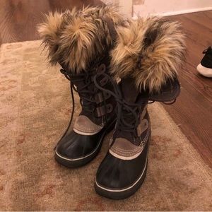 Sorel Joan of Arc snow boots